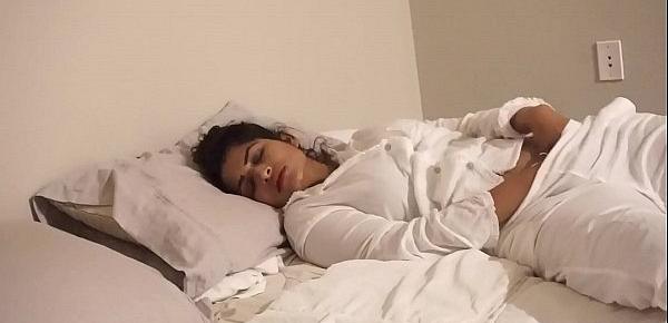  Desi Bhabi fucks herself in bed - Maya